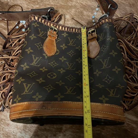 LV Revamped Bag - Picture 6 of 9